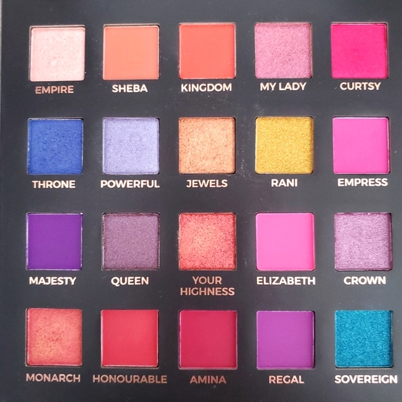 Eloise Beauty - The Queen 🎨 - Picture 3 of 3